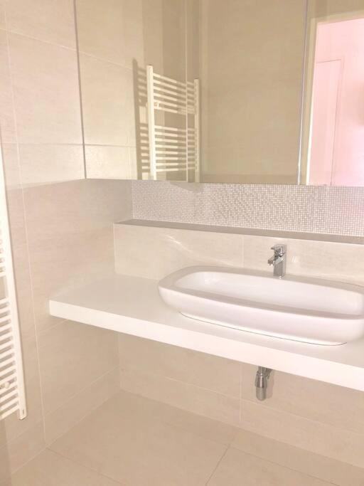Centre - Location, Big & New 110 M2 * Vienne